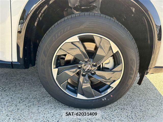 Nissan X-TRAIL HYBRID 2026-03 8528420-13