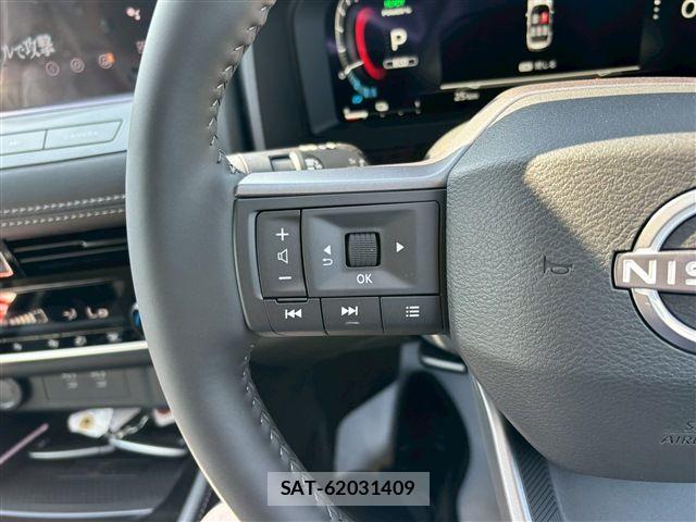 Nissan X-TRAIL HYBRID 2026-03 8528420-25