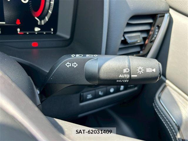 Nissan X-TRAIL HYBRID 2026-03 8528420-28