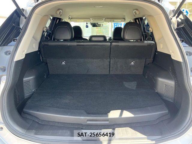 Nissan X-TRAIL HYBRID 2015-06 8528440-9