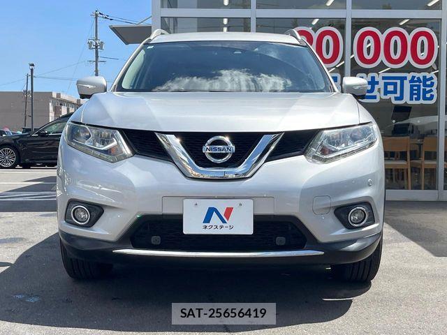 Nissan X-TRAIL HYBRID 2015-06 8528440-12