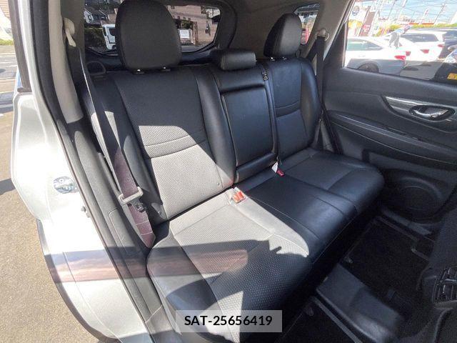 Nissan X-TRAIL HYBRID 2015-06 8528440-8