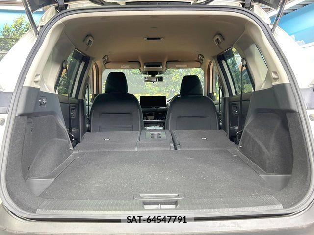 Nissan X-TRAIL HYBRID 2023-10 8564209-11