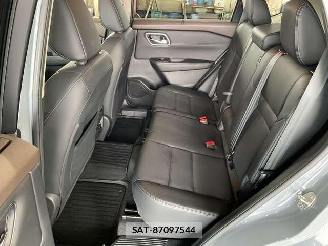 Nissan X-TRAIL HYBRID 2022-12 8564208-25
