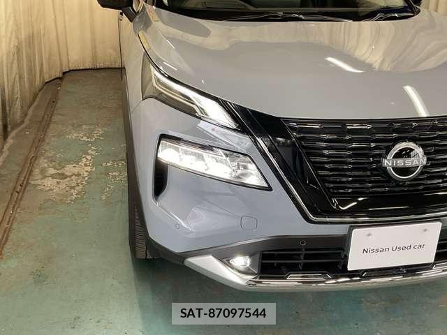 Nissan X-TRAIL HYBRID 2022-12 8564208-5