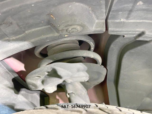 Nissan X-TRAIL HYBRID 2015-12 8629985-19