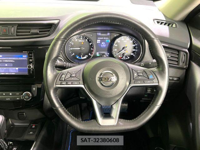 Nissan X-TRAIL HYBRID 2018-06 8629984-11