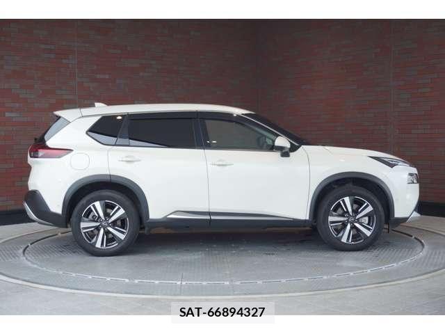 Nissan X-TRAIL HYBRID 2024-05 8629973-1