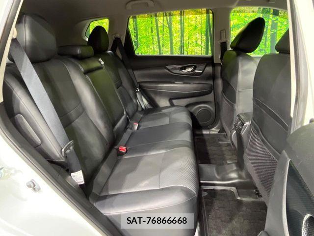 Nissan X-TRAIL HYBRID 2015-10 8629978-9