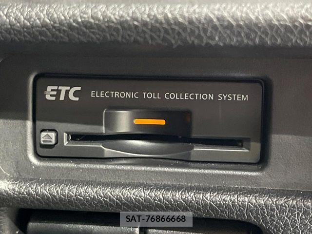 Nissan X-TRAIL HYBRID 2015-10 8629978-6