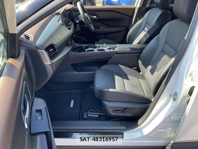 Nissan X-TRAIL HYBRID 2022-11 8662623-24