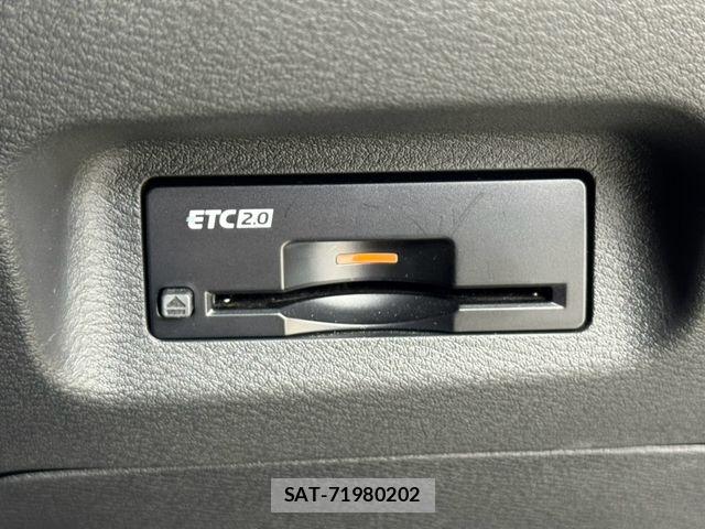 Nissan X-TRAIL HYBRID 2022-12 8662617-6