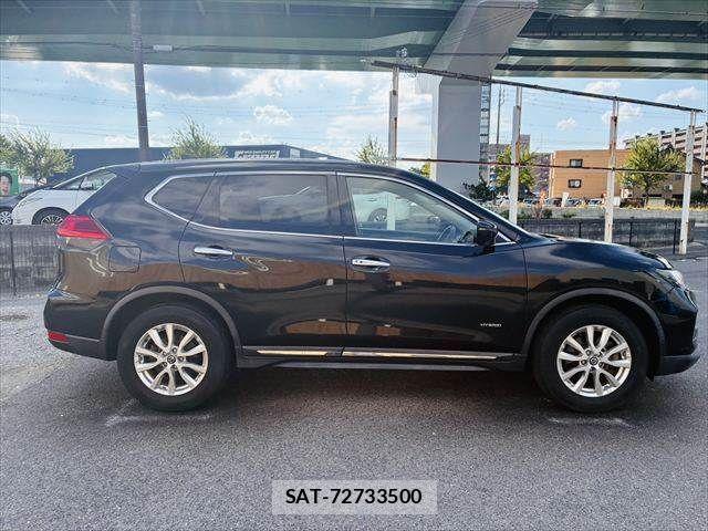 Nissan X-TRAIL HYBRID 2019-08 8667211-15