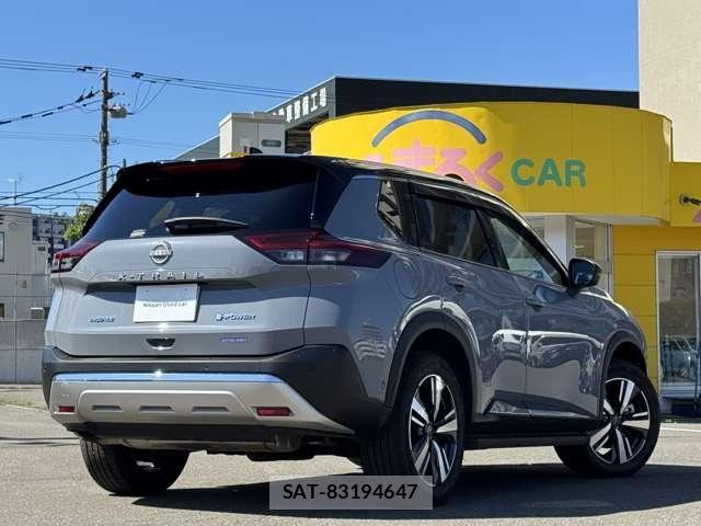 Nissan X-TRAIL HYBRID 2024-05 8662601-1