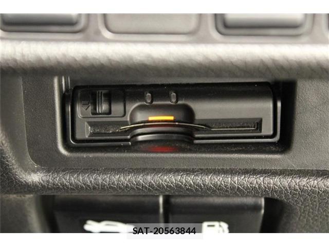 Nissan X-TRAIL HYBRID 2019-08 8662627-3