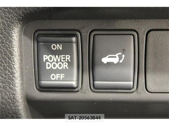 Nissan X-TRAIL HYBRID 2019-08 8662627-4