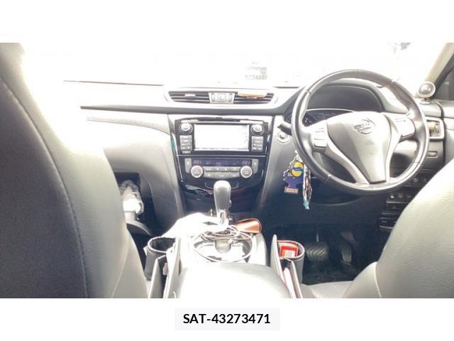 Nissan X-TRAIL HYBRID 2016-02 8662631-14