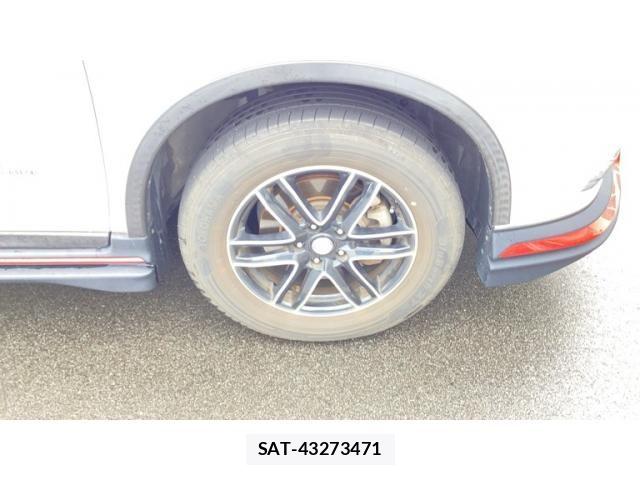 Nissan X-TRAIL HYBRID 2016-02 8662631-5