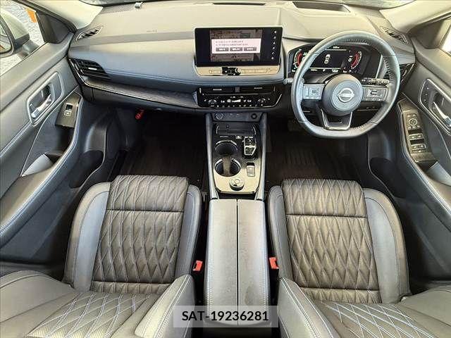 Nissan X-TRAIL HYBRID 2024-04 8662600-1