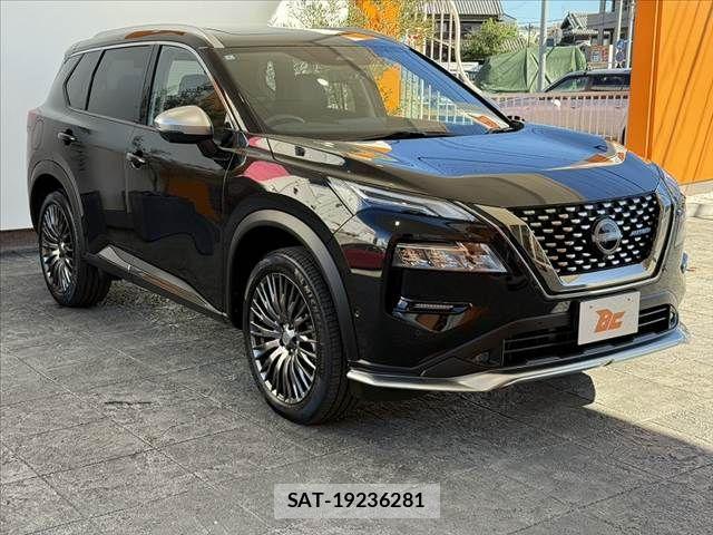 Nissan X-TRAIL HYBRID 2024-04 8662600-7