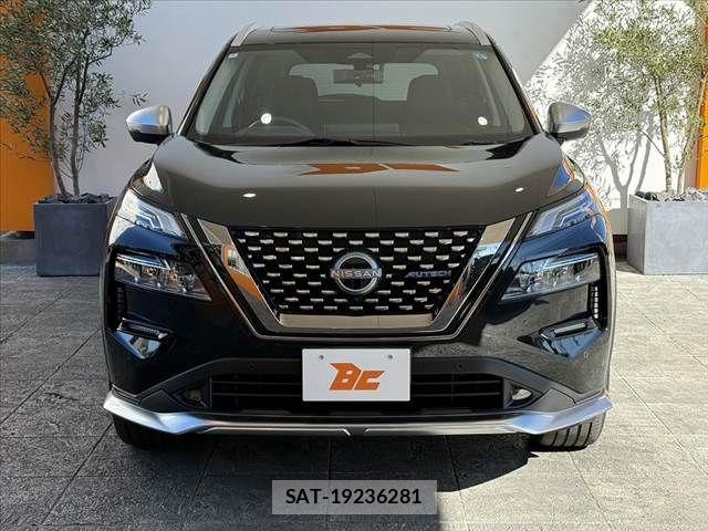 Nissan X-TRAIL HYBRID 2024-04 8662600-8