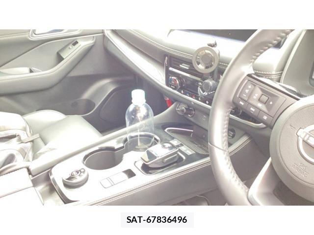 Nissan X-TRAIL HYBRID 2024-04 8662618-14