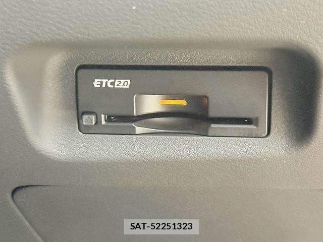 Nissan X-TRAIL HYBRID 2023-07 8747058-9