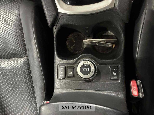 Nissan X-TRAIL HYBRID 2015-07 8747079-6