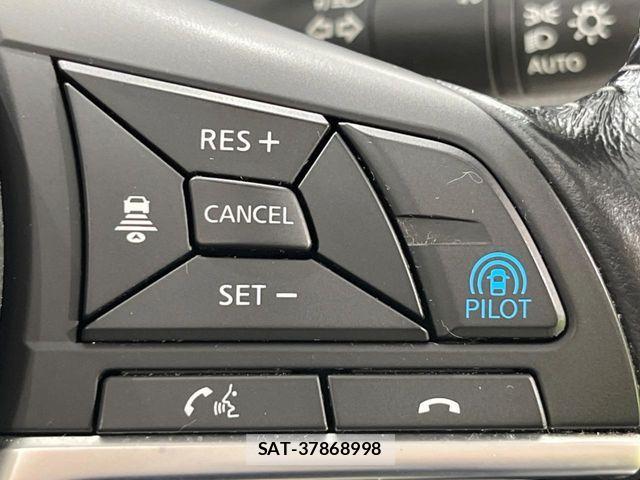 Nissan X-TRAIL HYBRID 2018-03 8747070-5
