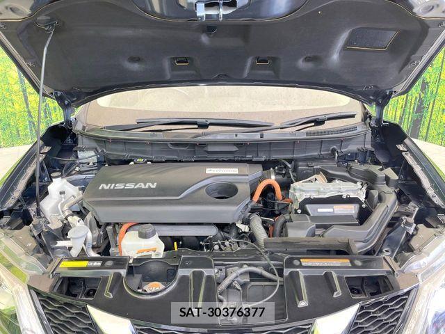 Nissan X-TRAIL HYBRID 2015-05 8747076-14