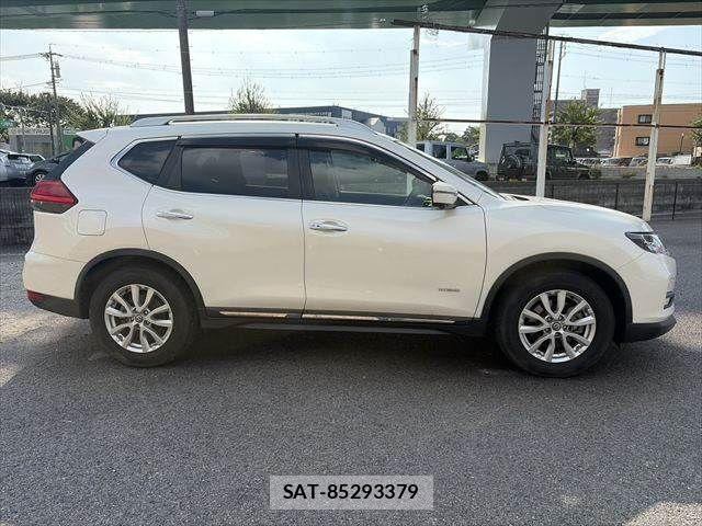 Nissan X-TRAIL HYBRID 2019-02 8747073-19