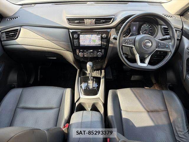 Nissan X-TRAIL HYBRID 2019-02 8747073-2