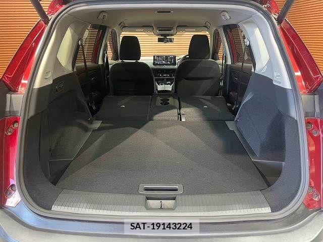 Nissan X-TRAIL HYBRID 2022-08 8747066-12