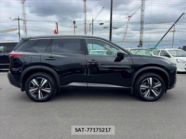 Nissan X-TRAIL HYBRID 2022-07 8747061-11