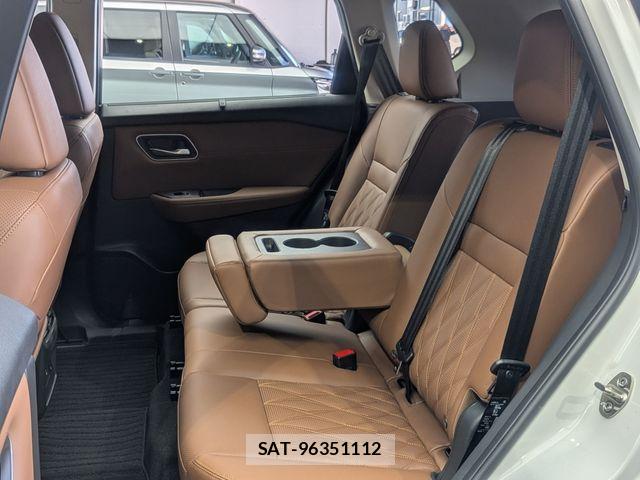 Nissan X-TRAIL HYBRID 2025-09 8747052-22