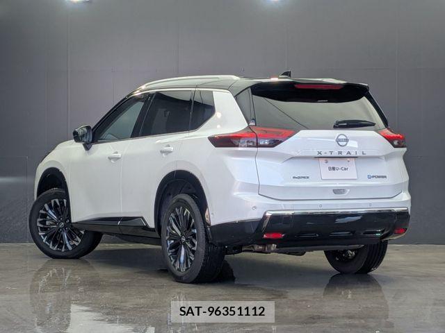 Nissan X-TRAIL HYBRID 2025-09 8747052-29