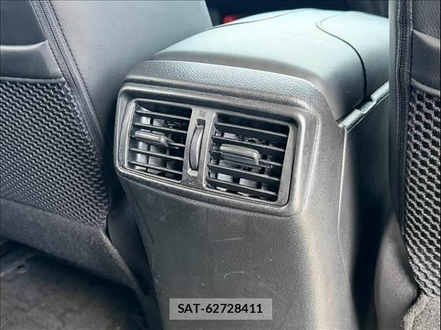 Nissan X-TRAIL HYBRID 2018-08 8747068-27