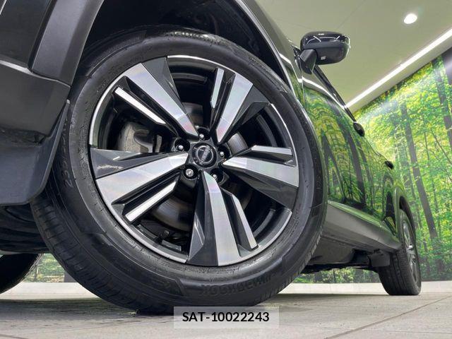 Nissan X-TRAIL HYBRID 2022-07 8747062-12