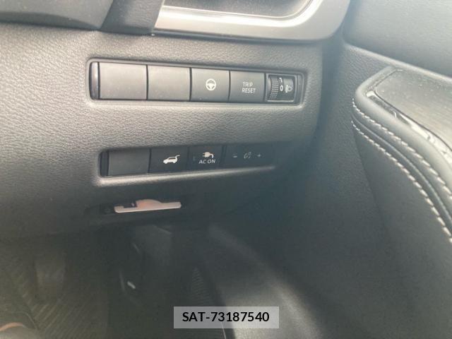 Nissan X-TRAIL HYBRID 2024-04 8747065-11