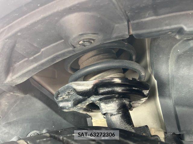 Nissan X-TRAIL HYBRID 2016-02 8747075-19