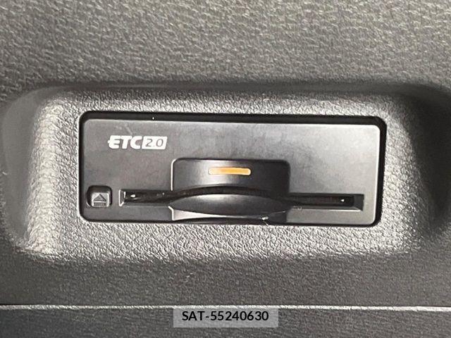 Nissan X-TRAIL HYBRID 2023-08 8747060-7