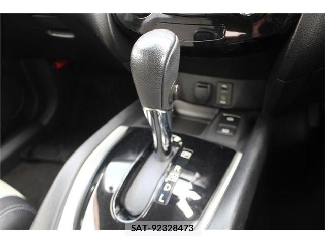 Nissan X-TRAIL HYBRID 2018-03 8747072-24
