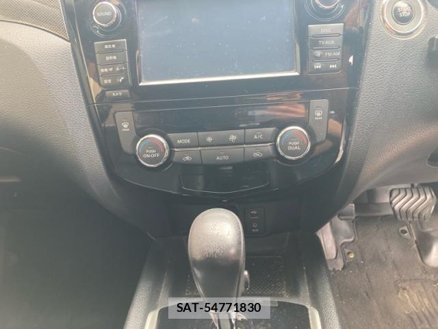 Nissan X-TRAIL HYBRID 2015-06 8782761-25