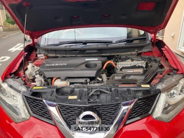 Nissan X-TRAIL HYBRID 2015-06 8782761-4