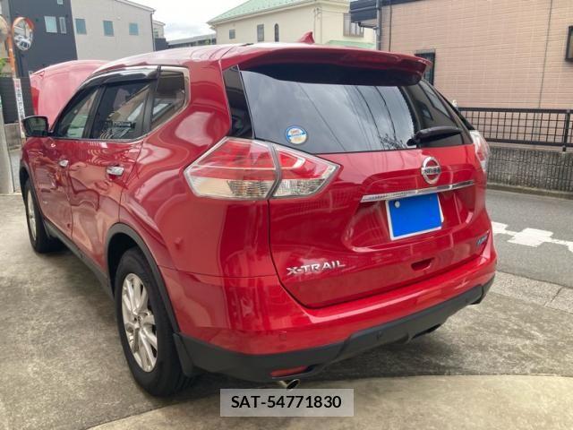 Nissan X-TRAIL HYBRID 2015-06 8782761-6