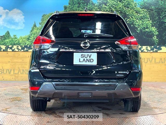 Nissan X-TRAIL HYBRID 2018-03 8798017-14