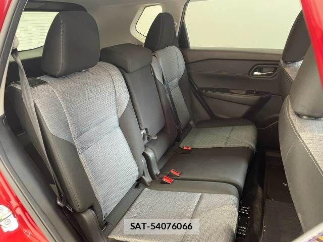 Nissan X-TRAIL HYBRID 2022-08 8798016-11