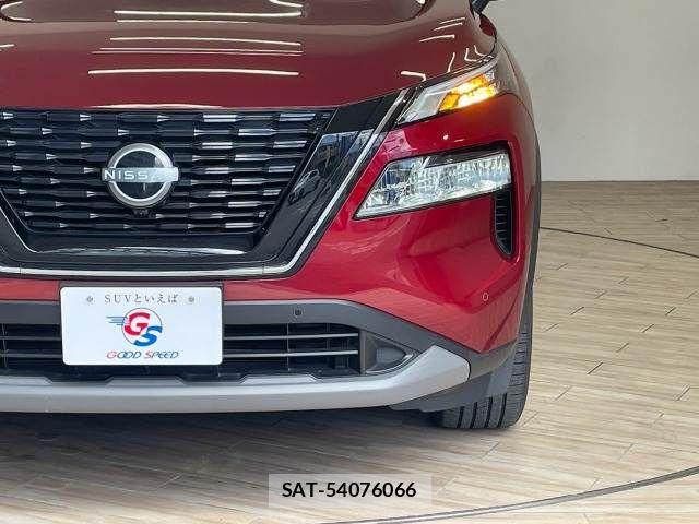 Nissan X-TRAIL HYBRID 2022-08 8798016-19