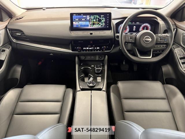 Nissan X-TRAIL HYBRID 2022-09 8832677-2