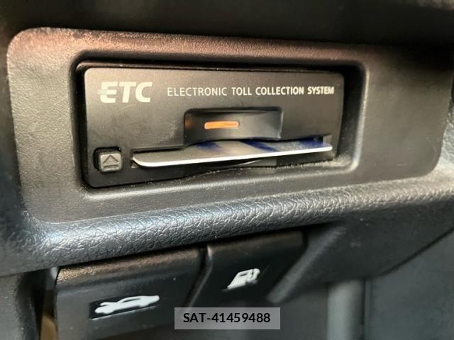Nissan X-TRAIL HYBRID 2016-03 8832682-27